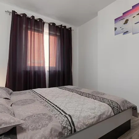 Вилла Palma With Grill & Pool *