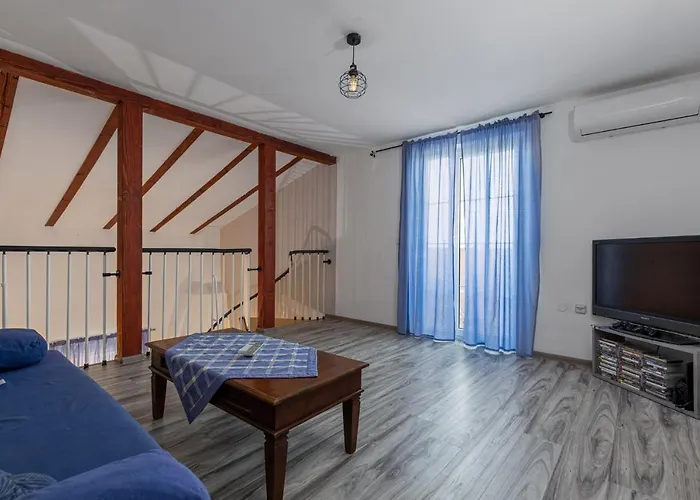 Villa Palma With Grill & Pool Gedići