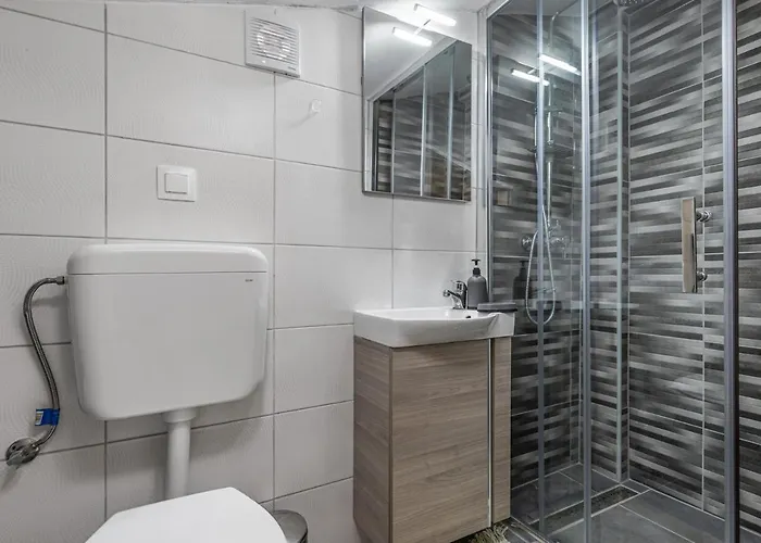 Palma With Grill & Pool * Gedići