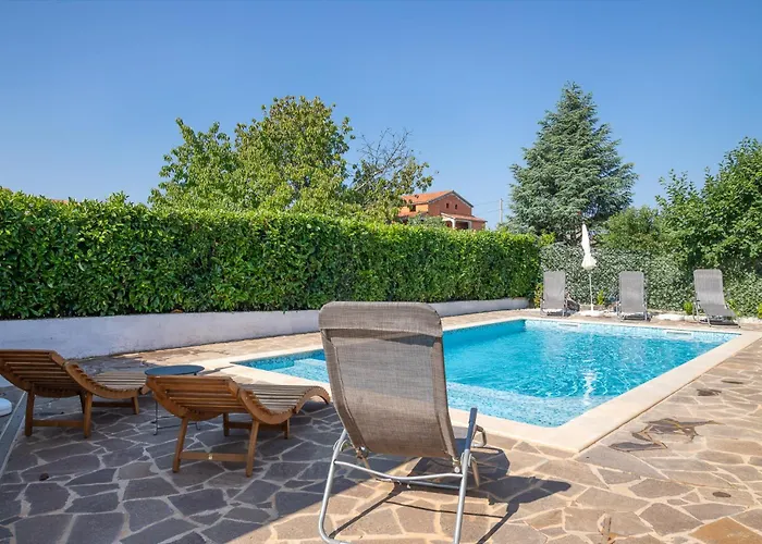 Palma With Grill & Pool * Gedići